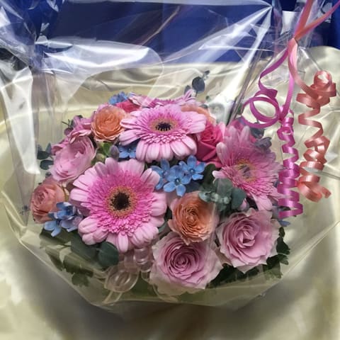 お届けブーケ写真（entry-12290993696）