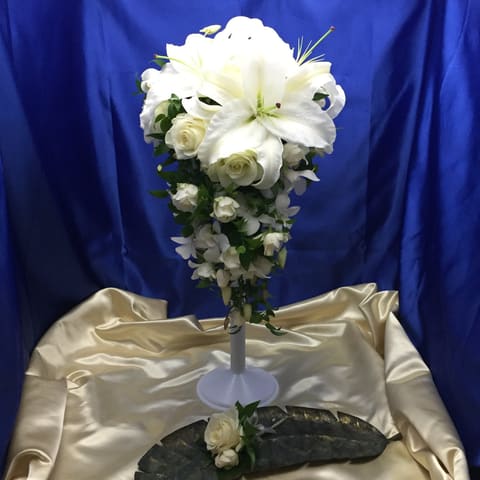 お届けブーケ写真（entry-12382611736）