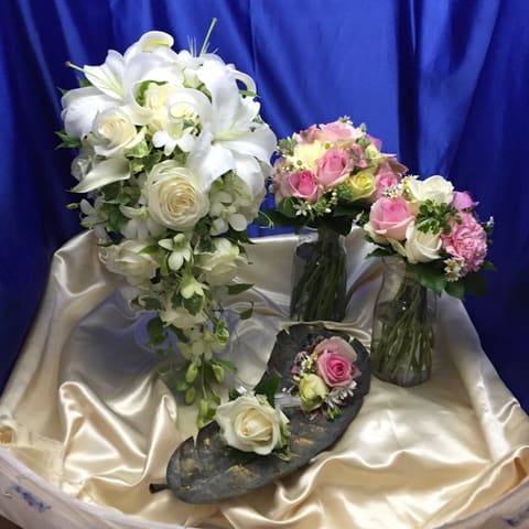 お届けブーケ写真（entry-12393938057）