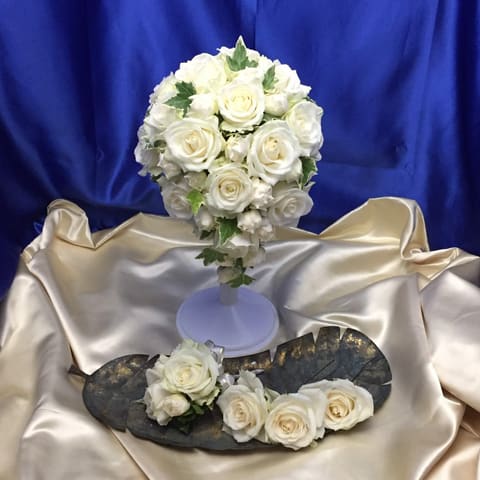 お届けブーケ写真（entry-12400282772）