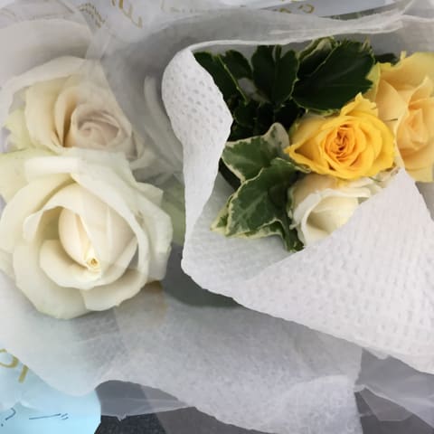 お届けブーケ写真（entry-12401846697）